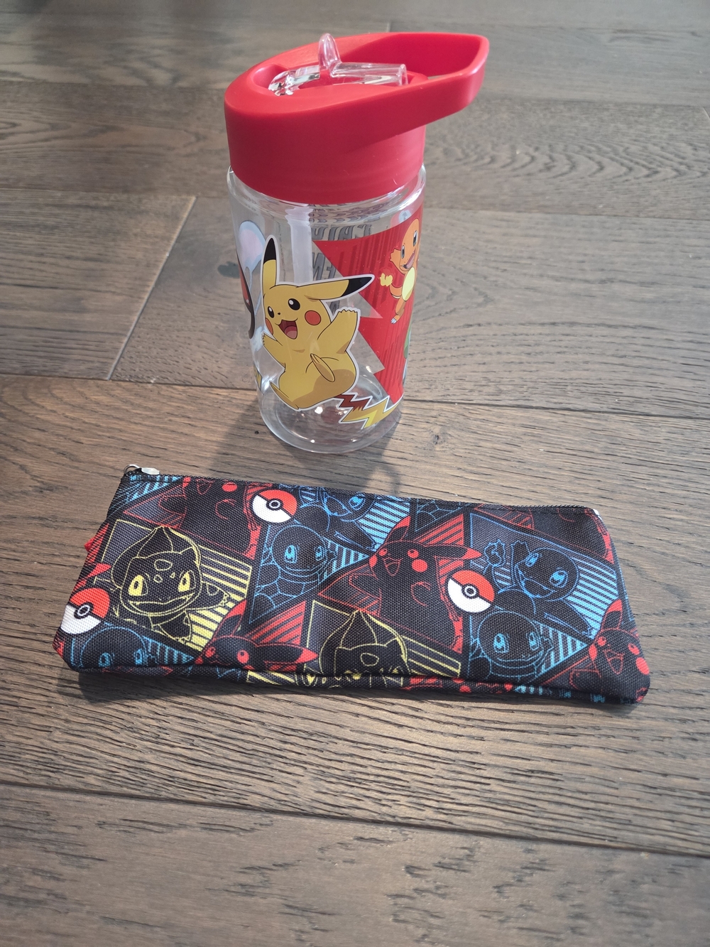 Kids Pokemon Water Bottle & Matching Pencil Case Set- NEW